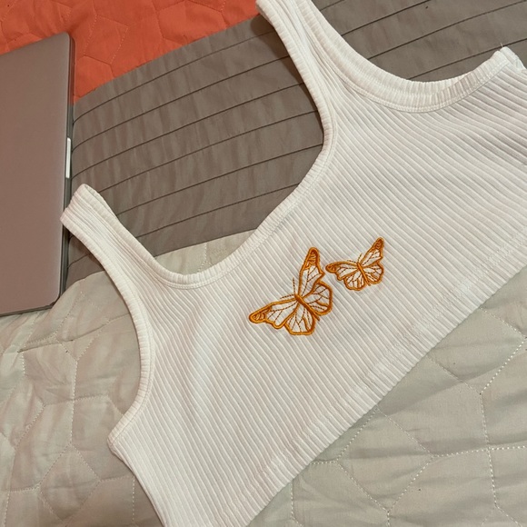 Top - Picture 2 of 2